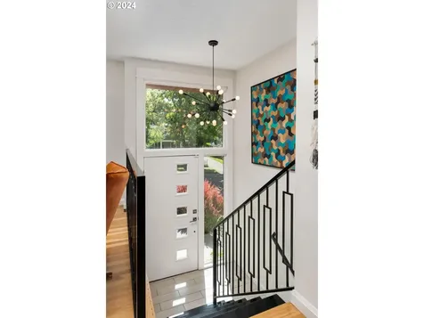 2615 Se 74th Avenue Portland OR 97206