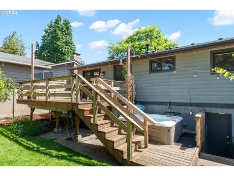 2615 Se 74th Avenue Portland OR 97206