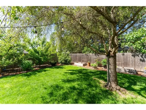 2615 Se 74th Avenue Portland OR 97206