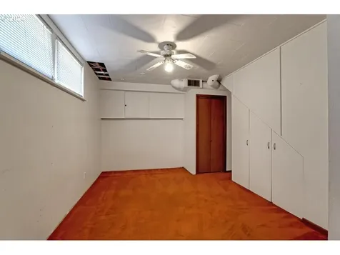 3356 Sw Seymour Street Portland OR 97239