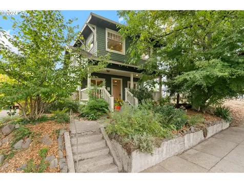 7017 N Saint Louis Avenue Portland OR 97203