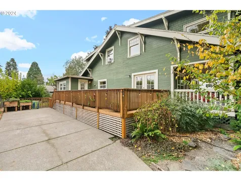 7017 N Saint Louis Avenue Portland OR 97203