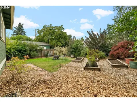 7017 N Saint Louis Avenue Portland OR 97203