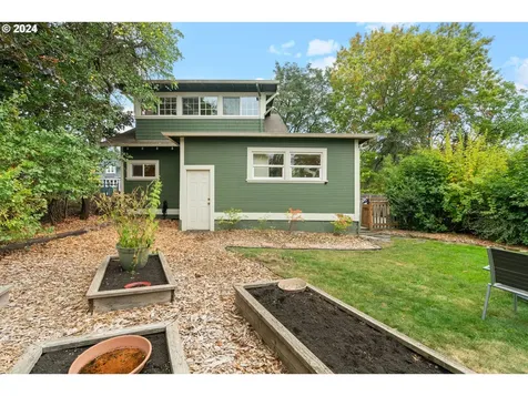 7017 N Saint Louis Avenue Portland OR 97203