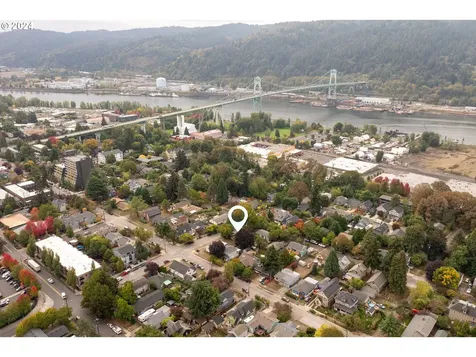 7017 N Saint Louis Avenue Portland OR 97203