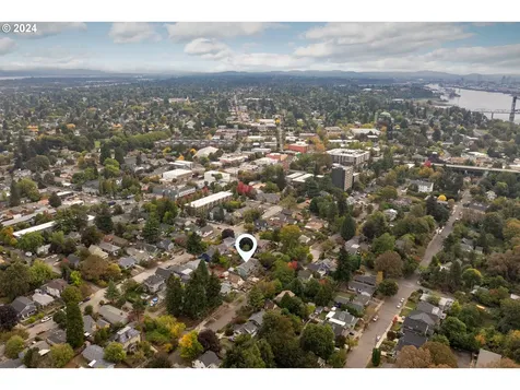 7017 N Saint Louis Avenue Portland OR 97203
