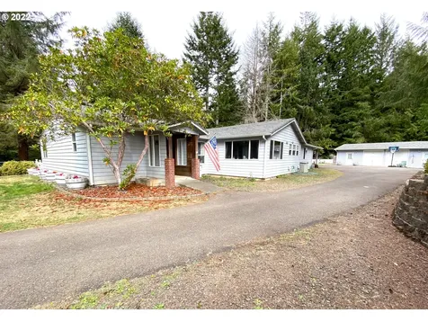 5465 Woahink Drive Florence OR 97439