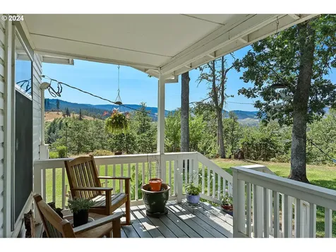 2915 Fir Mountain Road Hood River OR 97031