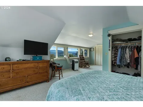 2915 Fir Mountain Road Hood River OR 97031