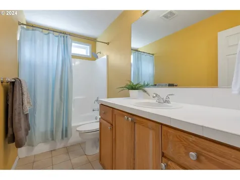 726 Ne 61st Avenue Hillsboro OR 97124