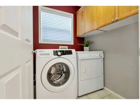 726 Ne 61st Avenue Hillsboro OR 97124