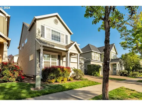 726 Ne 61st Avenue Hillsboro OR 97124