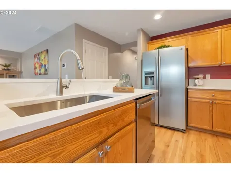726 Ne 61st Avenue Hillsboro OR 97124