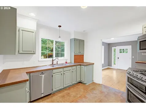 2837 Old Lewis River Road Woodland WA 98674