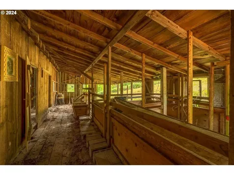 2837 Old Lewis River Road Woodland WA 98674