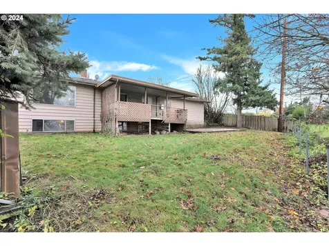 17745 NE Wasco Street Portland OR 97230