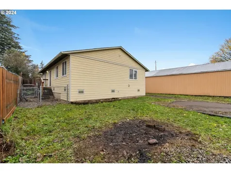 2280 F Street Washougal WA 98671