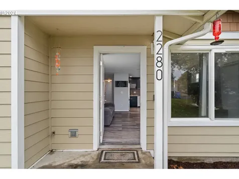 2280 F Street Washougal WA 98671