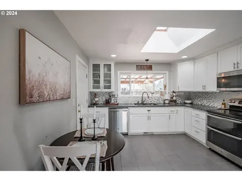 1410 7th Avenue SW Albany OR 97321