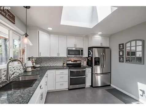 1410 7th Avenue SW Albany OR 97321