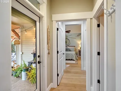 768 Goose Hollow Court Woodburn OR 97071