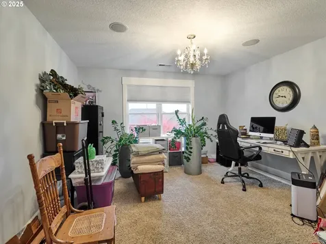 768 Goose Hollow Court Woodburn OR 97071
