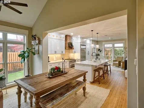768 Goose Hollow Court Woodburn OR 97071