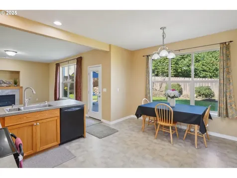 2208 NE 104th Street Vancouver WA 98686