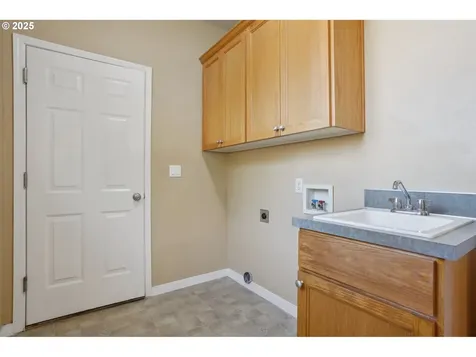 2208 NE 104th Street Vancouver WA 98686