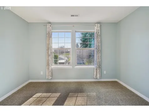 2208 NE 104th Street Vancouver WA 98686