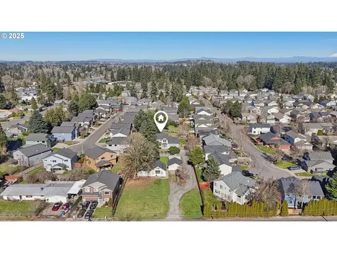 2208 NE 104th Street Vancouver WA 98686
