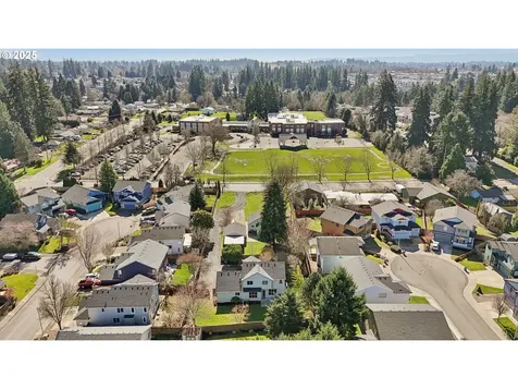 2208 NE 104th Street Vancouver WA 98686