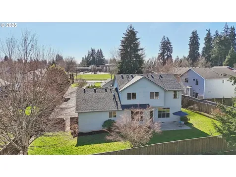 2208 NE 104th Street Vancouver WA 98686