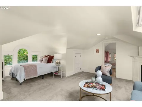 1621 NE Knott Street Portland OR 97212