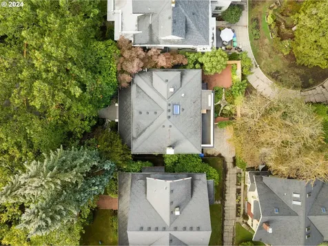1621 NE Knott Street Portland OR 97212