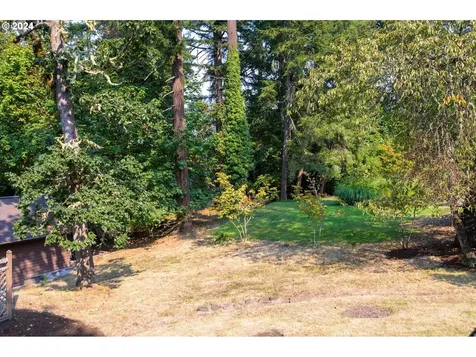 1321 Paige Avenue Eugene OR 97405