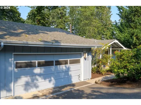 1321 Paige Avenue Eugene OR 97405