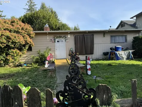 1540 N 15th Street Coos Bay OR 97420