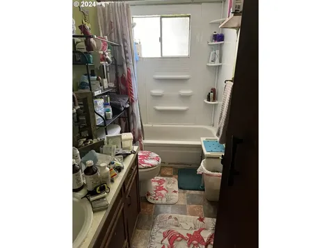 1540 N 15th Street Coos Bay OR 97420