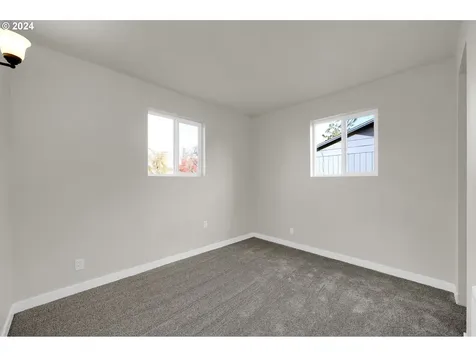 1248 M Street Springfield OR 97477