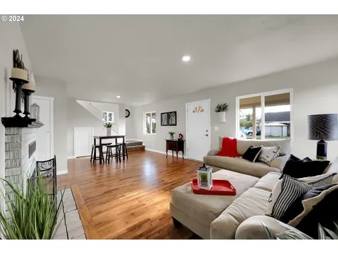 1248 M Street Springfield OR 97477