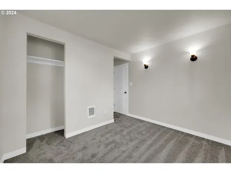 1248 M Street Springfield OR 97477