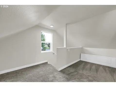 1248 M Street Springfield OR 97477