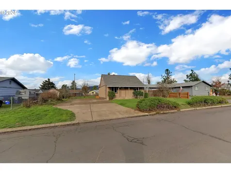 1248 M Street Springfield OR 97477