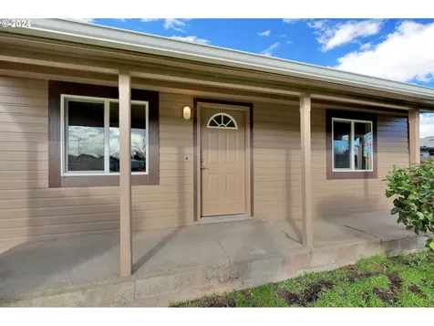 1248 M Street Springfield OR 97477