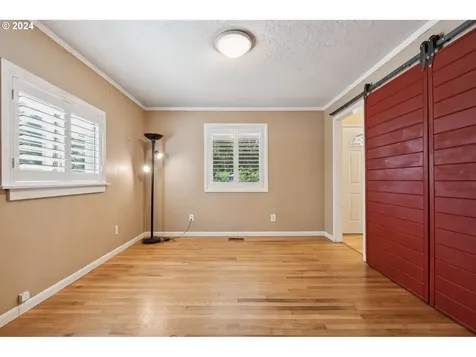 12455 SW Fairfield Place Beaverton OR 97005