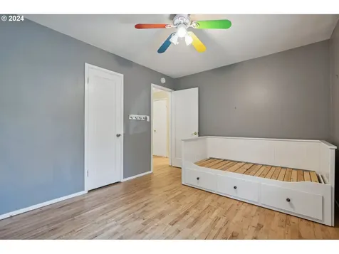 12455 SW Fairfield Place Beaverton OR 97005