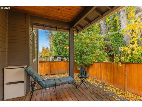 1121 NE 239th Place Wood Village OR 97060