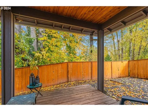 1121 NE 239th Place Wood Village OR 97060