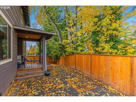 1121 NE 239th Place Wood Village OR 97060